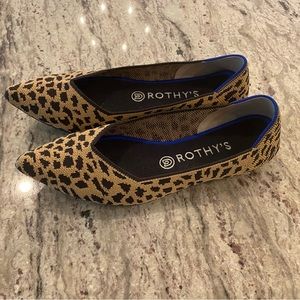 Rothy’s Womens pointed toe flat size 8.5